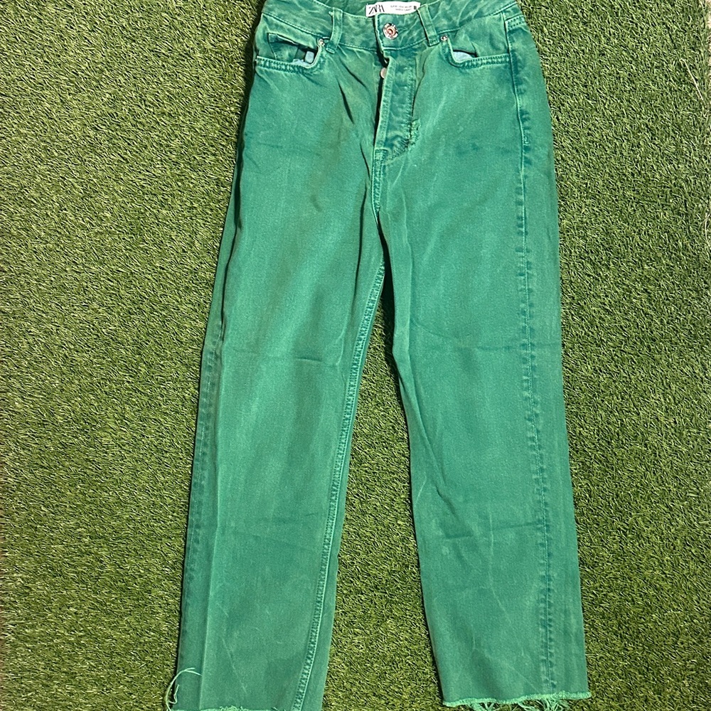 Zara Green Denim Distressed Crop Jeans